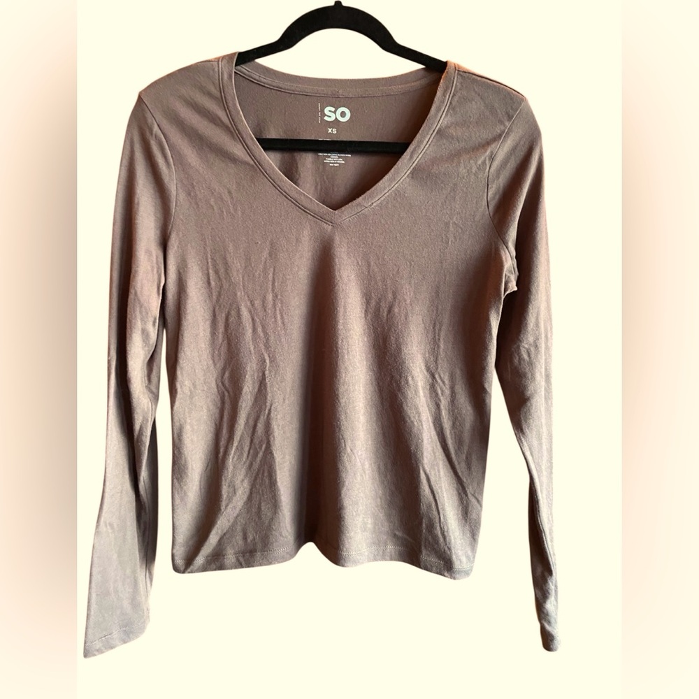 SO Women's Long Sleeve V-Neck Top